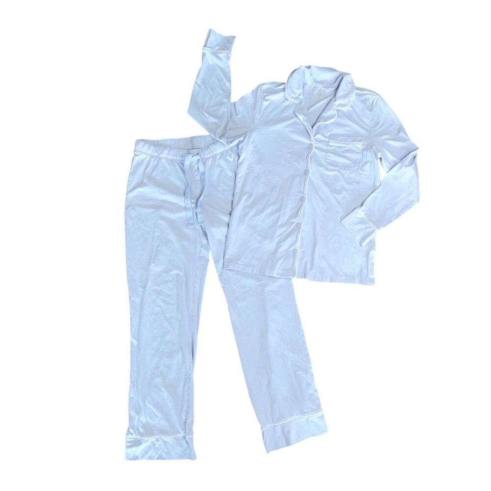 AMAZON ESSENTIALS Women’s Light Blue Pajama Pant Set Long Sleeve Button Front